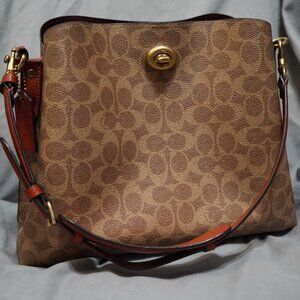 Coach Willow Shoulder Bag In Signature Canvas